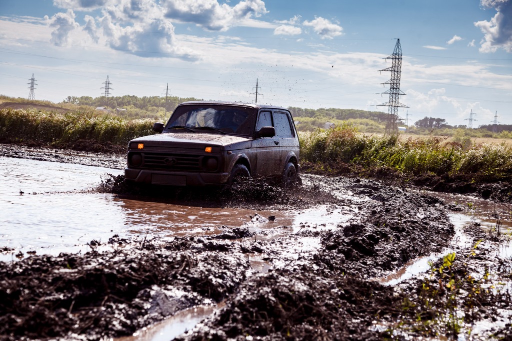 Нерафинированный тест-драйв LADA 4x4!